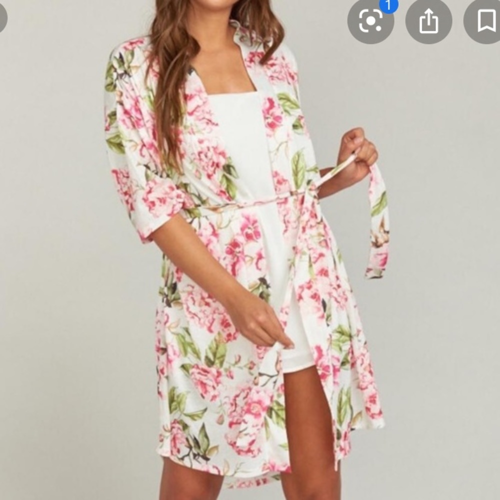 FABFIT FUN SHOW ME YOUR MUMU BRIE ROBE SIZE OS
